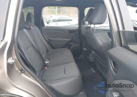 2025 Subaru Forester Premium z USA, uszkodzony, nr VIN JF2SLDBC5SH435374